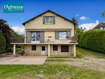 vente maison 7 pièces  174.00m²  mézy
