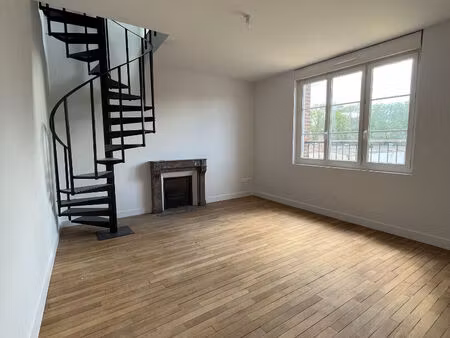 location appartement 2 pièces 43m²