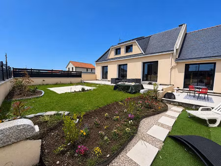 vente maison 9 pièces  220.00m²  couëron