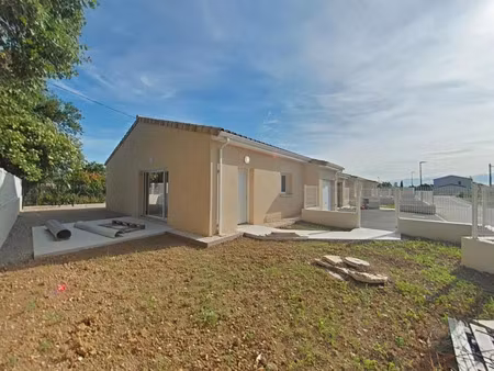 location maison 4 pièces 83 m² à romans-sur-isère (26100)