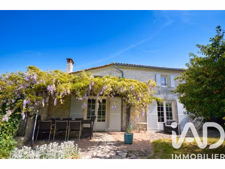 vente maison à saintes (17100) : à vendre / 175m² saintes
