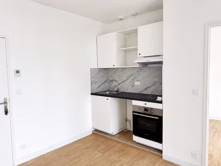 location appartement 2 pièces  27.25m²  saint