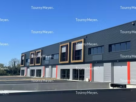 location local d’activités saint etienne de montluc 44360 312m² à 4074m²