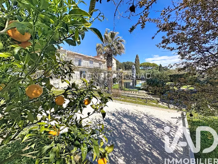 vente maison piscine à sanary-sur-mer (83110) : à vendre piscine / 260m² sanary-sur-mer