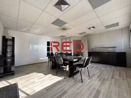 location bureaux 134 m²