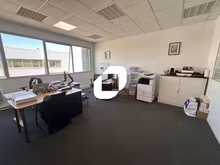 location bureaux argenteuil 95100 130m²