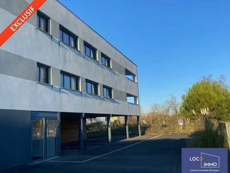 location bureaux 165 m²
