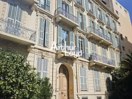 location bureaux 214 m²