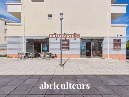 vente bureaux et commerces à pélissanne (13330) : à vendre / 177m² pélissanne