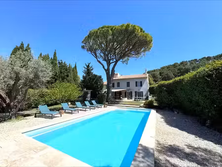 location maison cassis 13260 - - surface privée
