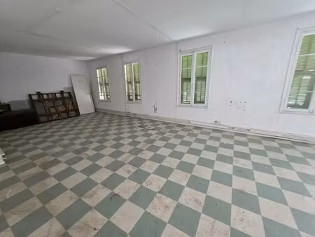 location bureaux 100 m²