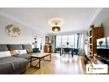 magnifique appartement lumineux avec balcon et cave