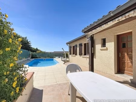 maison de plain pied avec sous-sol et piscine