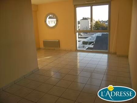 location appartement 2 pièces  43.01m²  trélazé