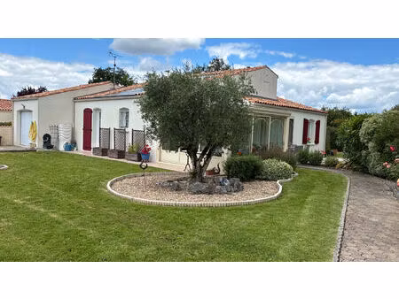 maison 40 pièce(s) 95 m2