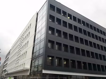 location bureaux 135 m² à 716 m²