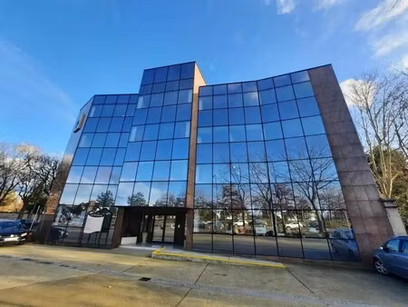 location bureaux 63 m²