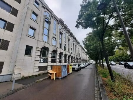location bureaux 568 m² à 1 241 m²