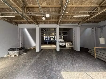 location entrepôt villeneuve le roi 94290 267m²
