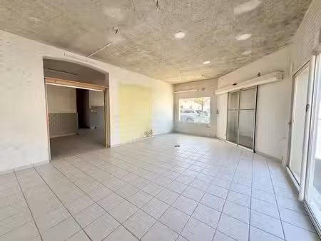 opportunité investisseur - local commercial + appartement