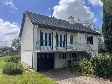 pavillon sur sous-sol à charolles