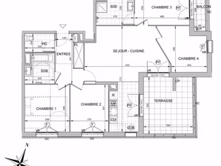 appartement 5 pièces avec terrasse et balcon