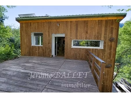 maison 2 pièces - 67 m²