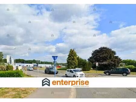location commerce villers cotterets 02600 650m²