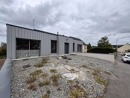 vente maison à château-gontier-sur-mayenne (53200) : à vendre / 137m² château-gontier-sur-