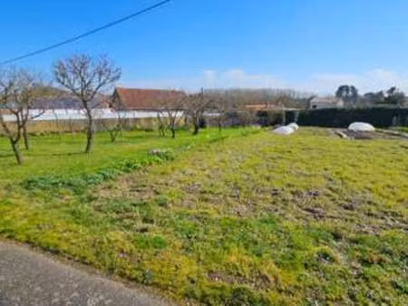 vente terrain à basse-goulaine (44115) : à vendre / 575m² basse-goulaine