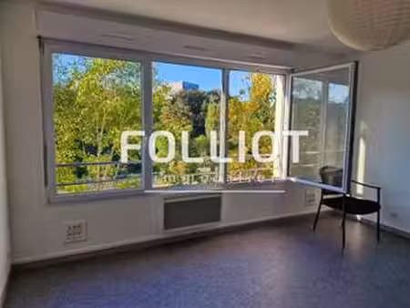 location bureaux et commerces à granville (50400) : à louer / 42m² granville