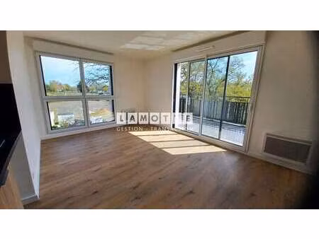 location appartement 2 pièces à vannes ménimur - st-guen (56000) : à louer 2 pièces / 47m²