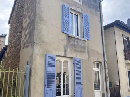 amberieu en bugey - maison de village t3 de 79 m2 sur 2 nive
