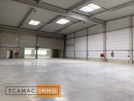location entrepôt lieusaint 77127 1720m²