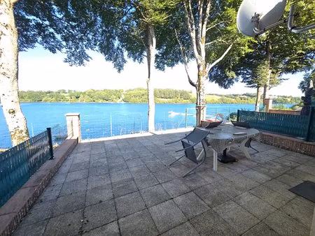 maison en bord du lac de pareloup - arvieu
