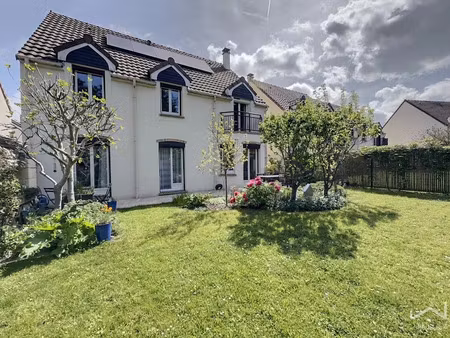 vente maison 7 pièces 144 m² à la queue-en-brie (94510)  519 000 €