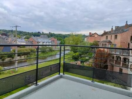 appart. neuf avec grande terrasse  2 ch. & 1 bureau. peb a++