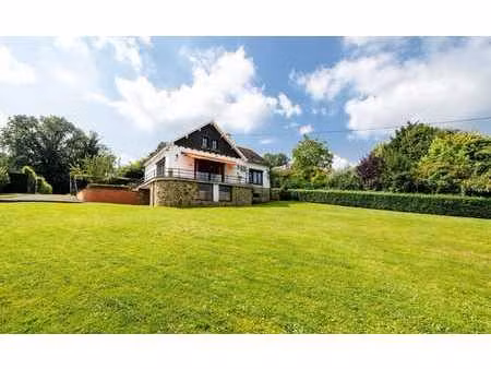 wépion : villa 4 façades avec vues panoramiques