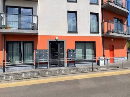 studio très récent en rez-de-chaussée