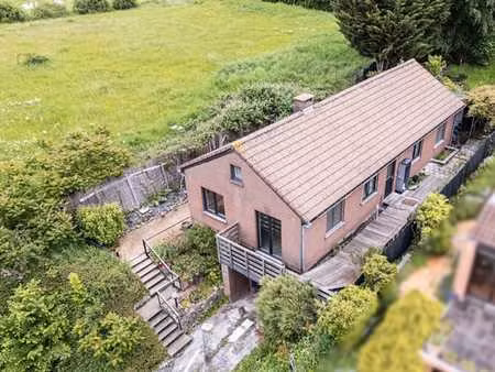 maison 4 façades 3 chambres avec garage située au calme!