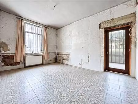 maison 3 façades située à liberchies