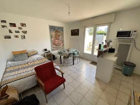 location appartement t1 aux ponts-de-cé (49130) : à louer t1 / 25m² les ponts-de-cé