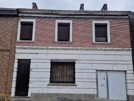 maison mitoyenne avec jardin.