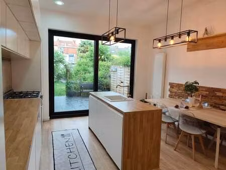 maison 4 ch  jette  185m²  terrasse  jardin