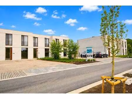 recente woning met 4 slk  tuin en parking!