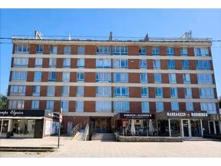 bel appartement 2ch avec parking