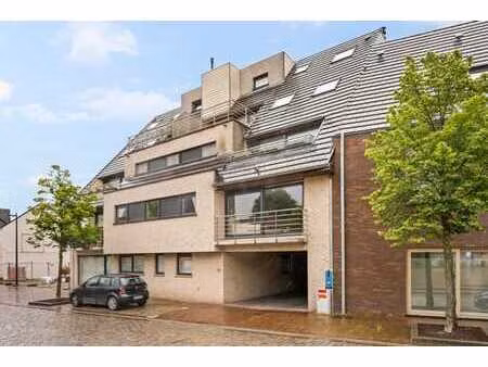appartement avec terrasse  vue et garage ferm