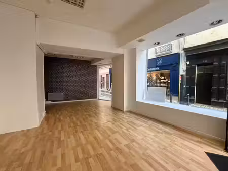 à louer – local commercial – centre-ville de châtellerault