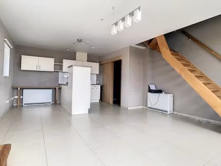 maison à louer à route de bastogne 40 nassogne (vbe24792)