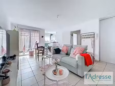 vente appartement 2 pièces 43.1 m² à castelginest (31780)  117 000 €